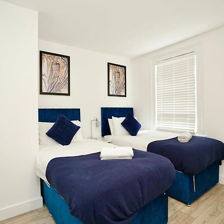 Huntingdon Luxury Apartments Ngoại thất bức ảnh