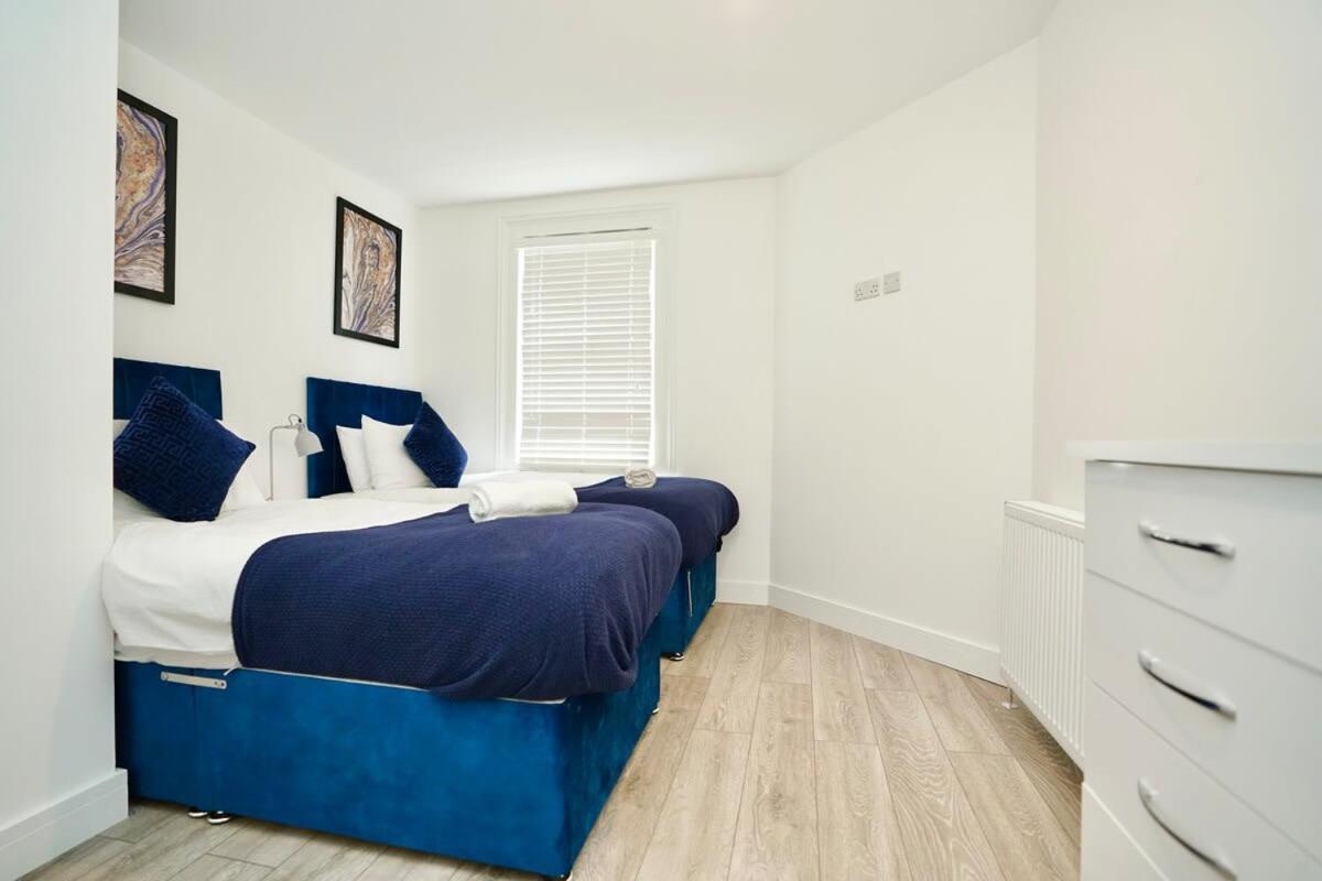 Huntingdon Luxury Apartments Ngoại thất bức ảnh